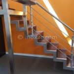 Imagem n.º 2079 | Escadas em inox com corrimão